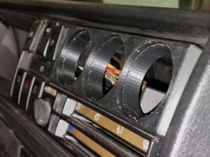 embellecedor consola VW Golf MK2 instalado salpicadero